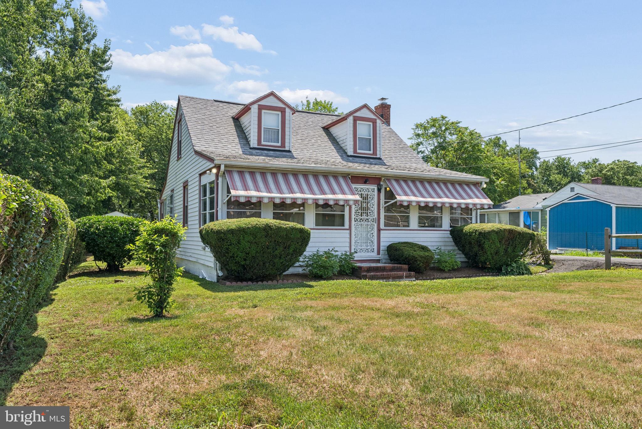 19 SOLOMONS ISLAND ROAD