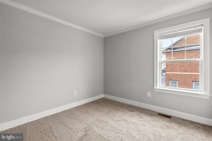 CROWN FARM - Residential Lease