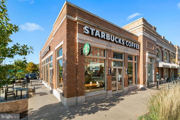 CROWN FARM - Residential Lease