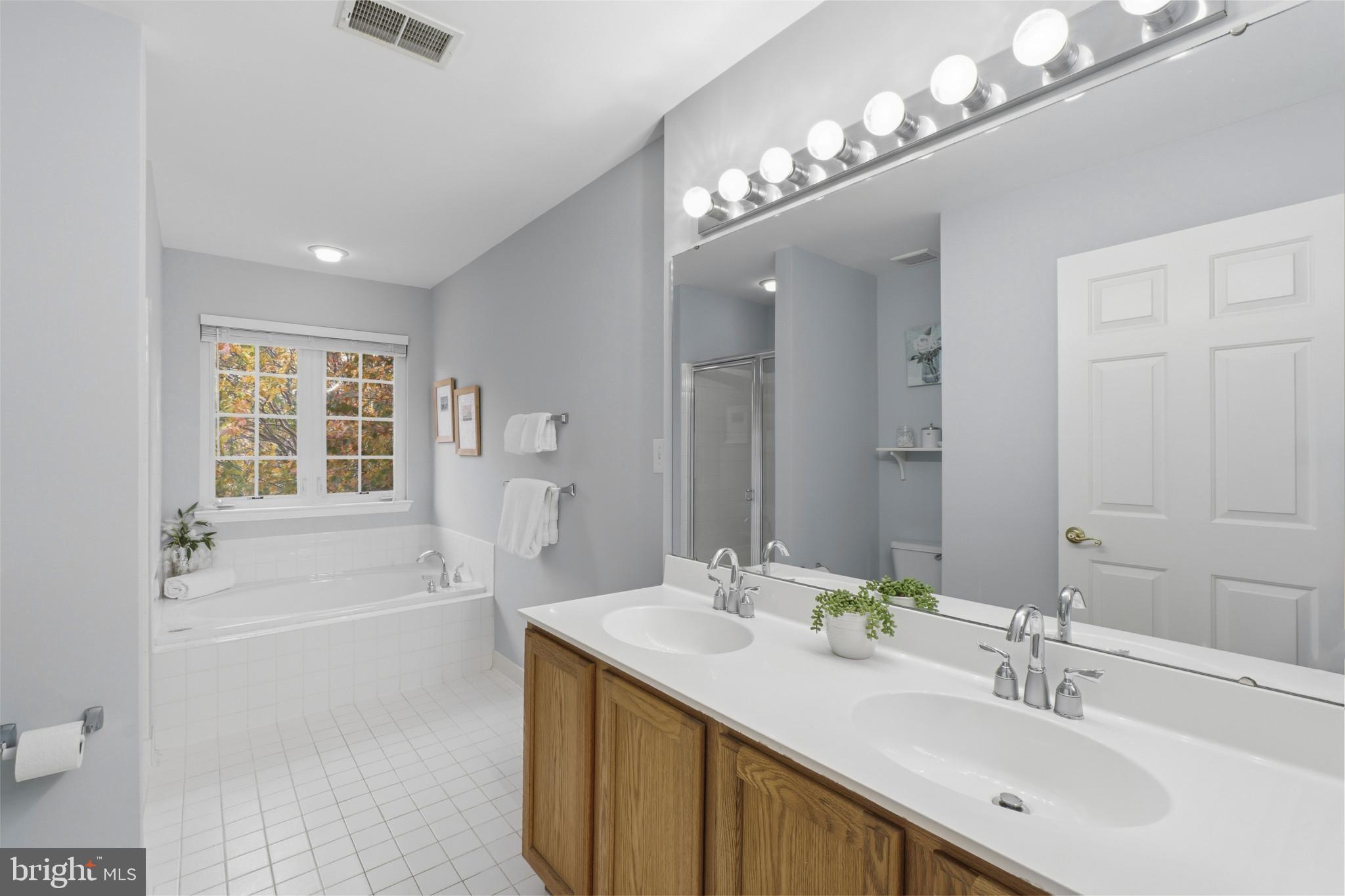 CYPRESS GLEN - Residential