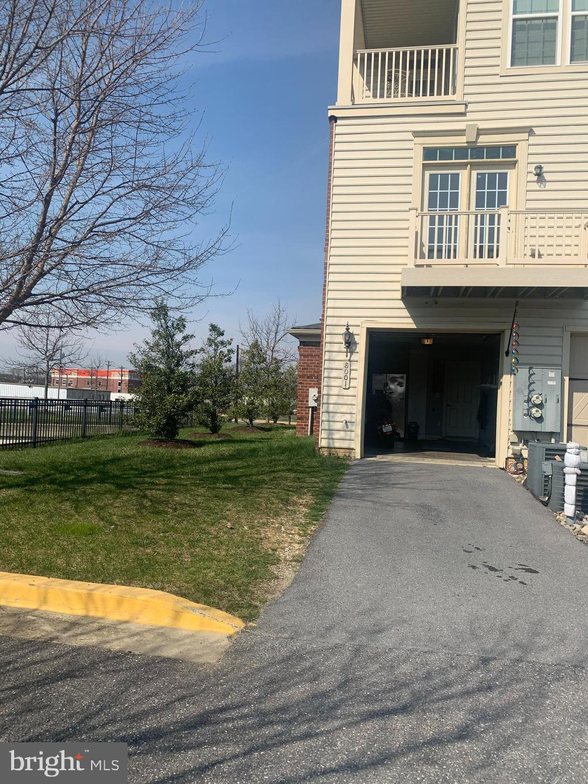 GREENBELT STATION - Residential