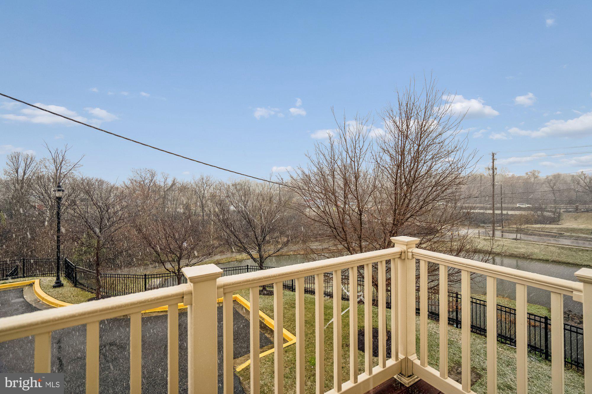 GREENBELT STATION - Residential