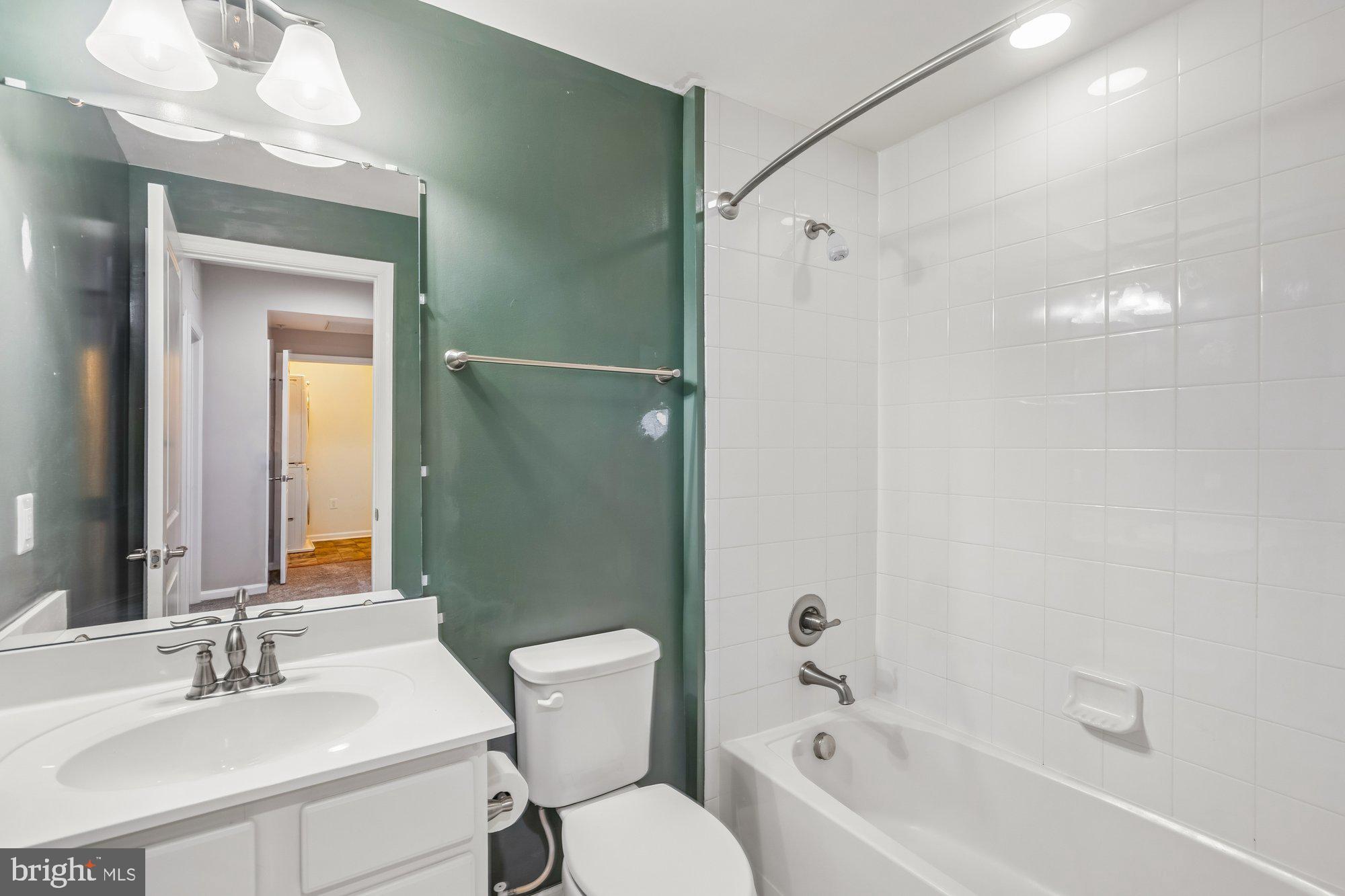 GREENBELT STATION - Residential