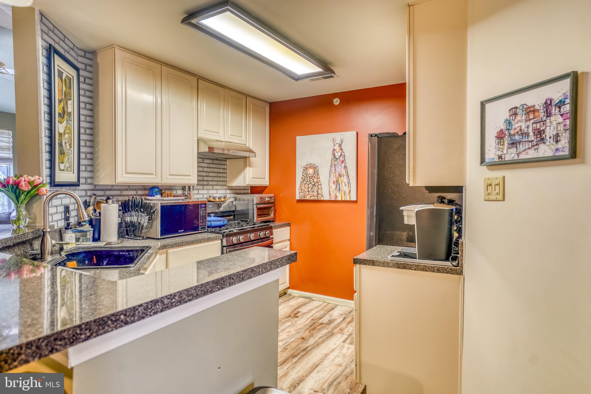 DRESHER WOODS - Residential