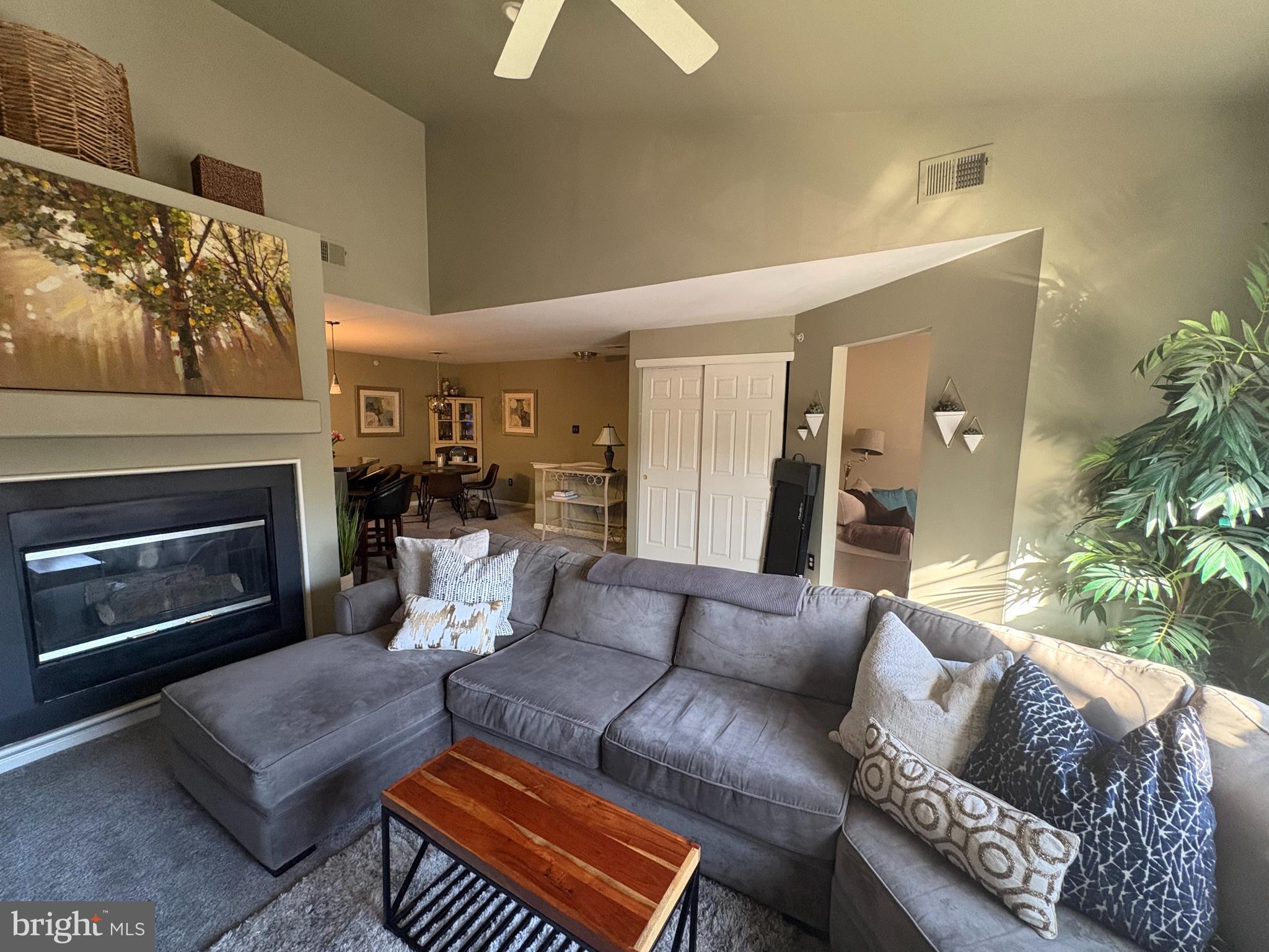 504 DRESHER WOODS DRIVE