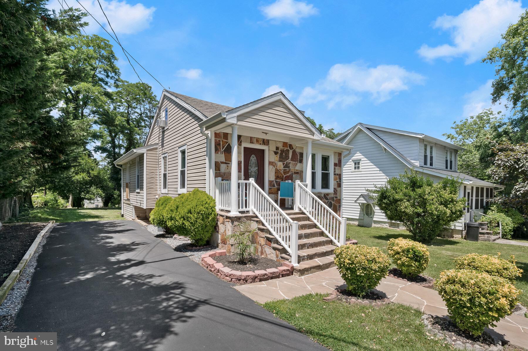 DOUGLAS PARK - Residential