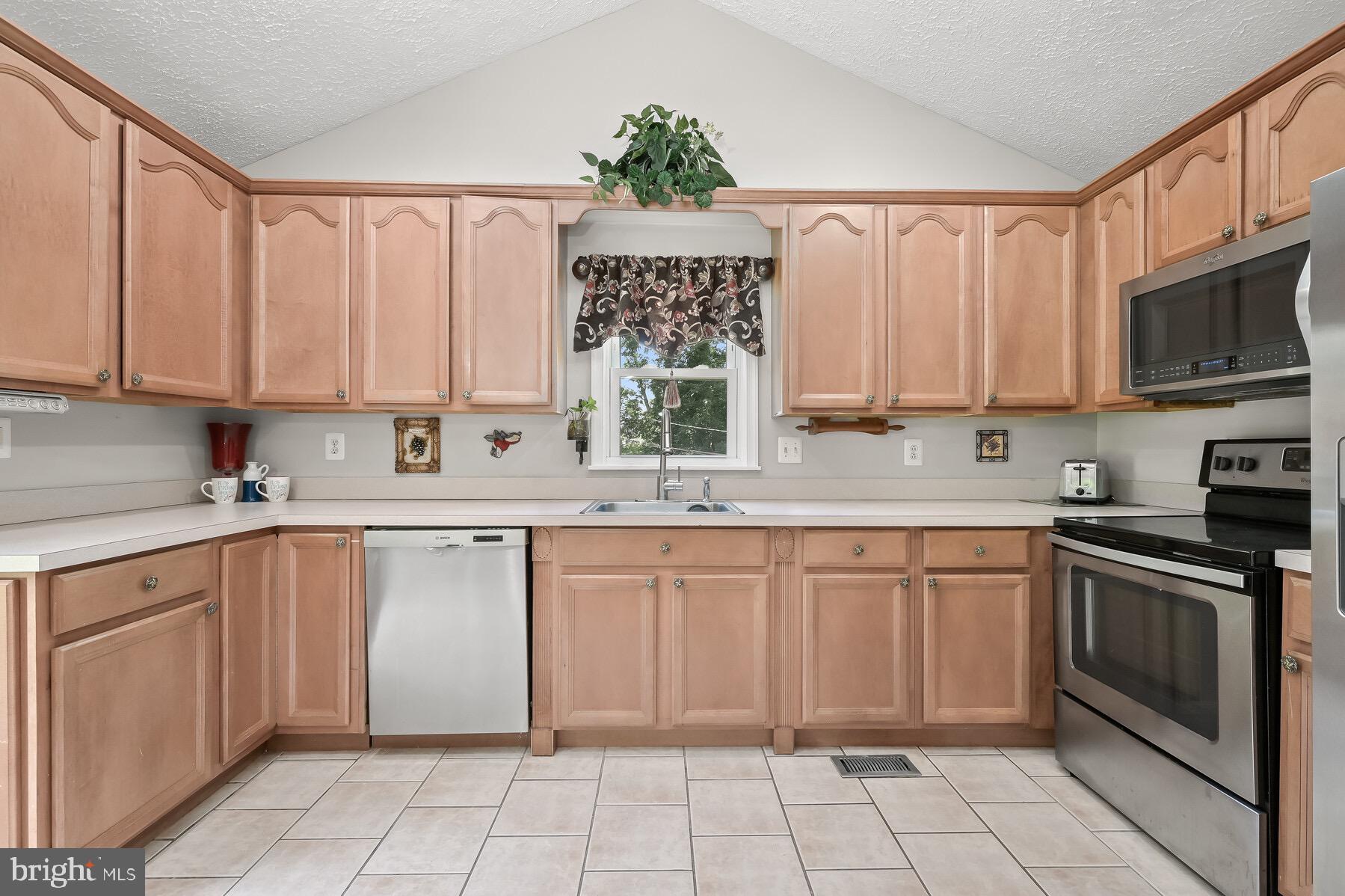 DOUGLAS PARK - Residential