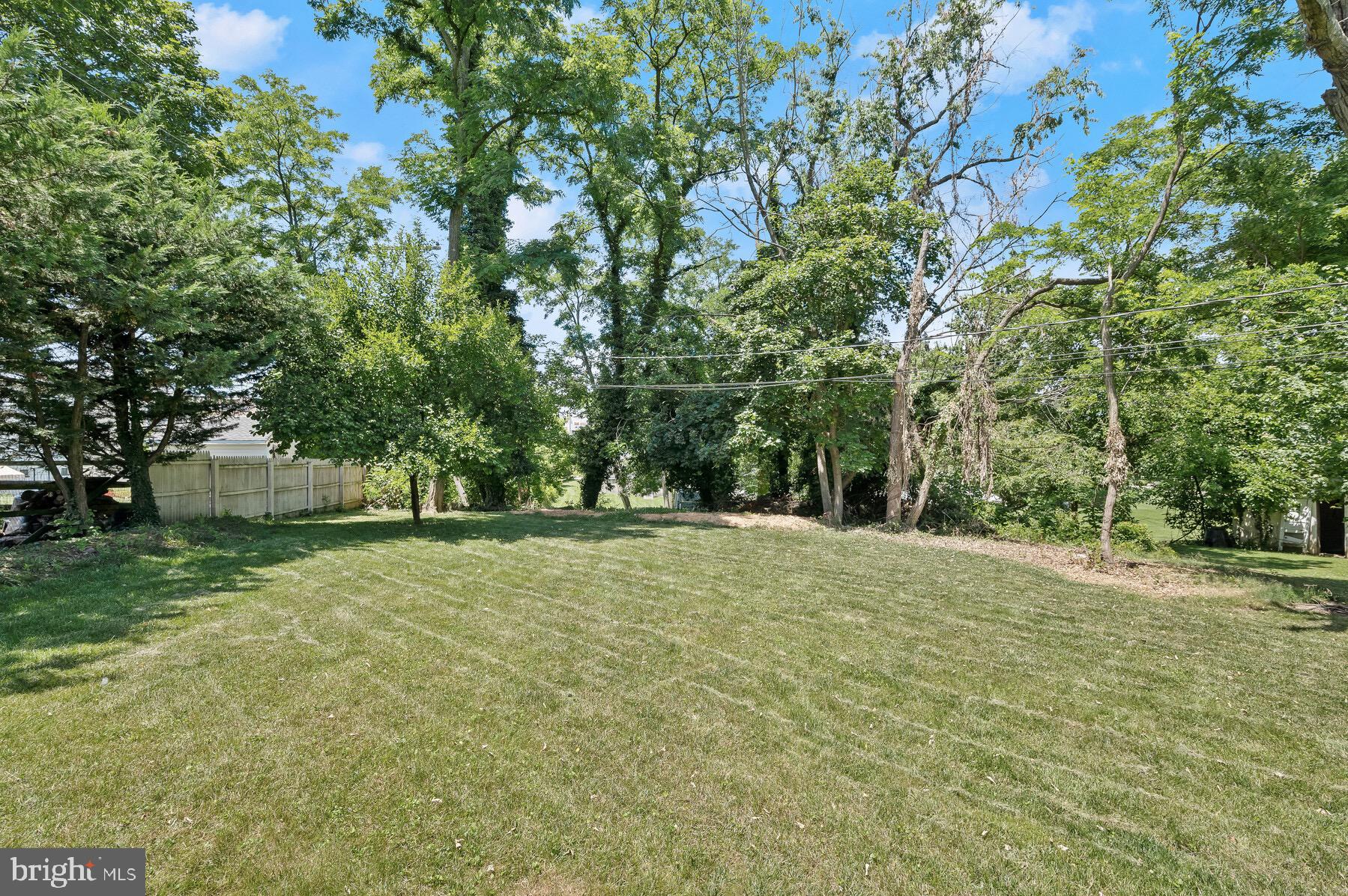 DOUGLAS PARK - Residential