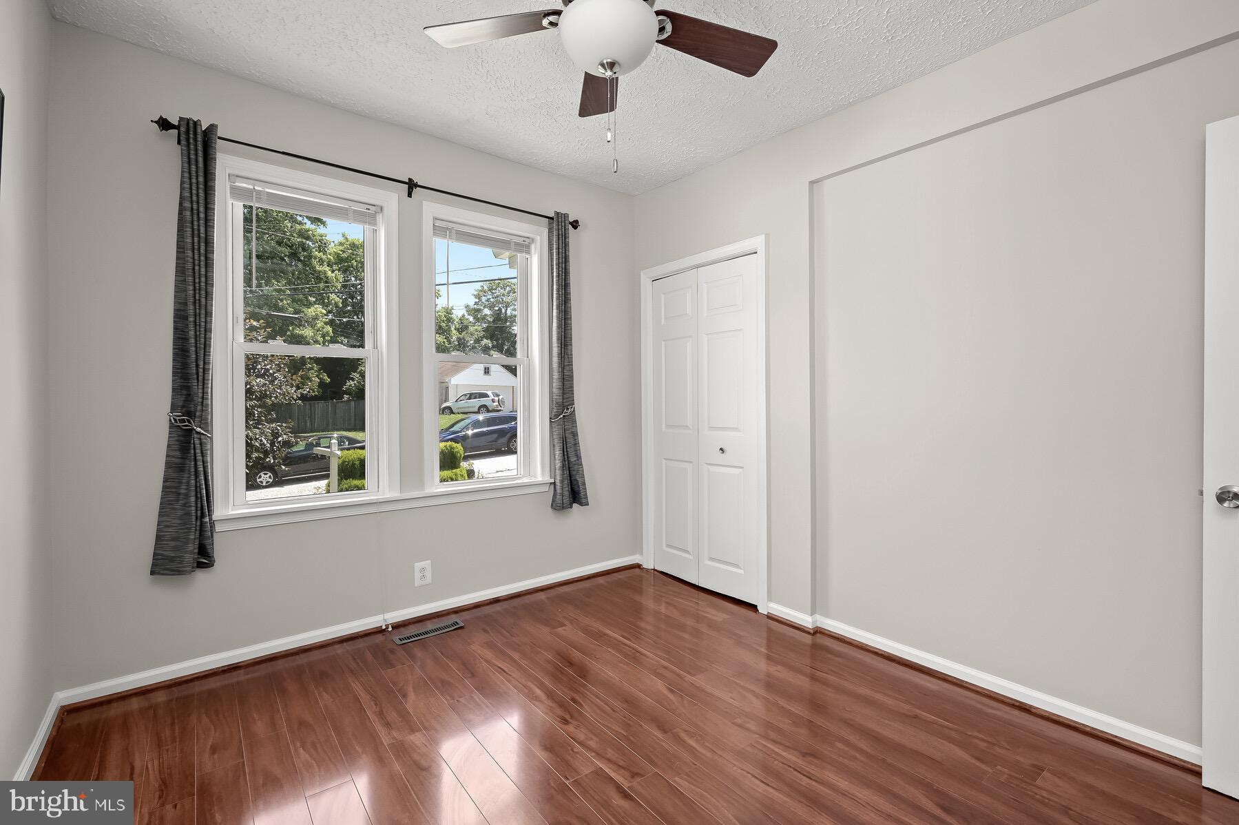 DOUGLAS PARK - Residential