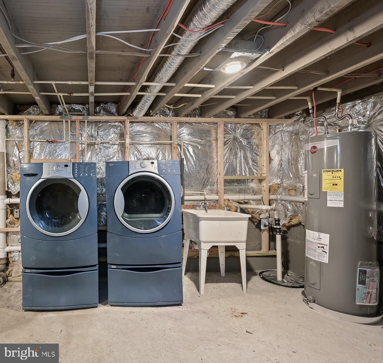 DOUGLAS PARK - Residential