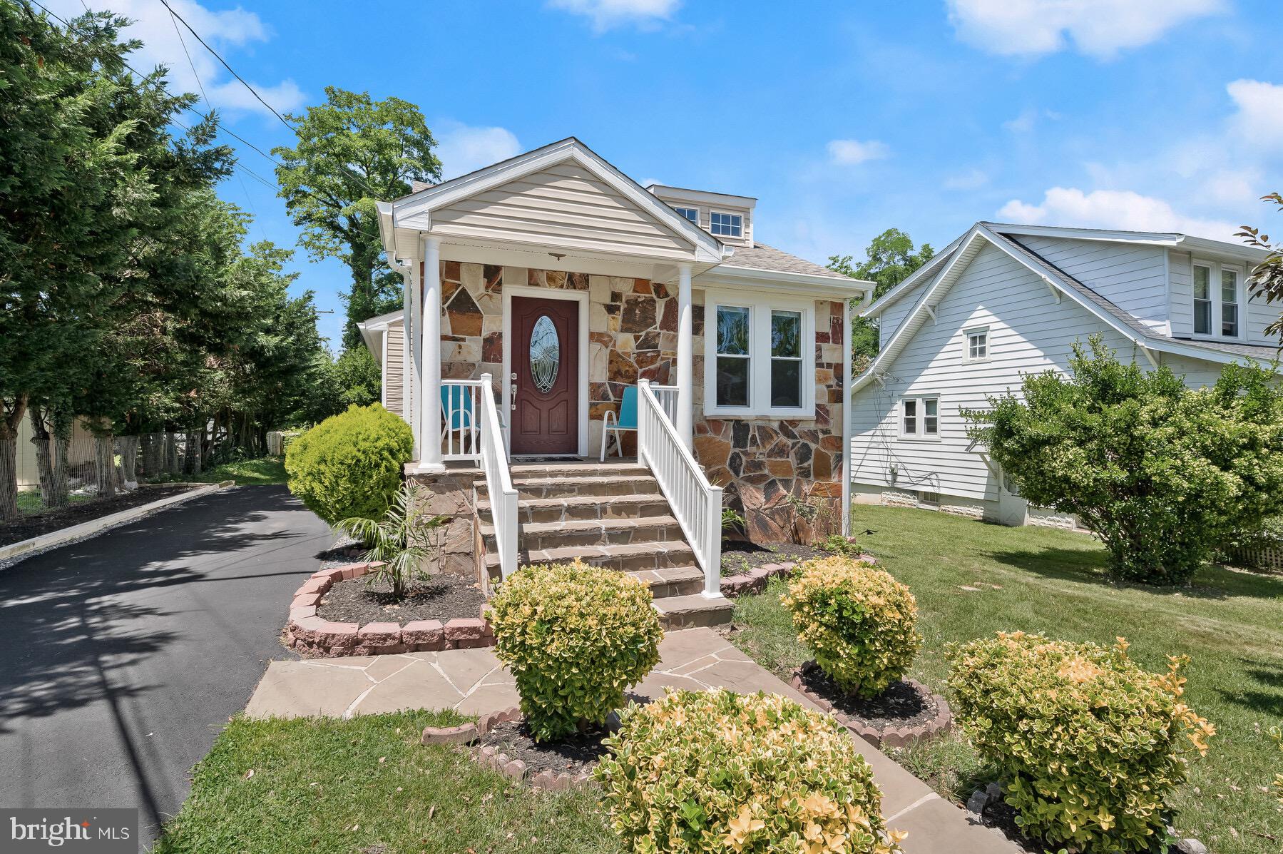 DOUGLAS PARK - Residential