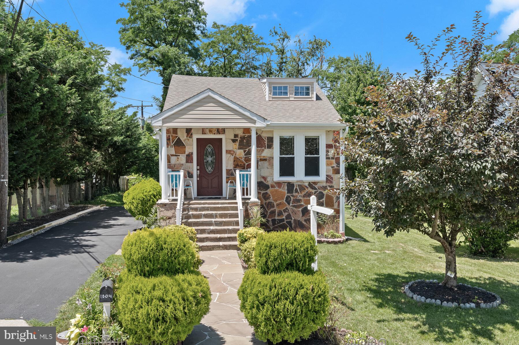 DOUGLAS PARK - Residential