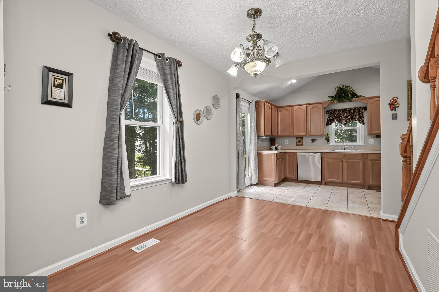 DOUGLAS PARK - Residential