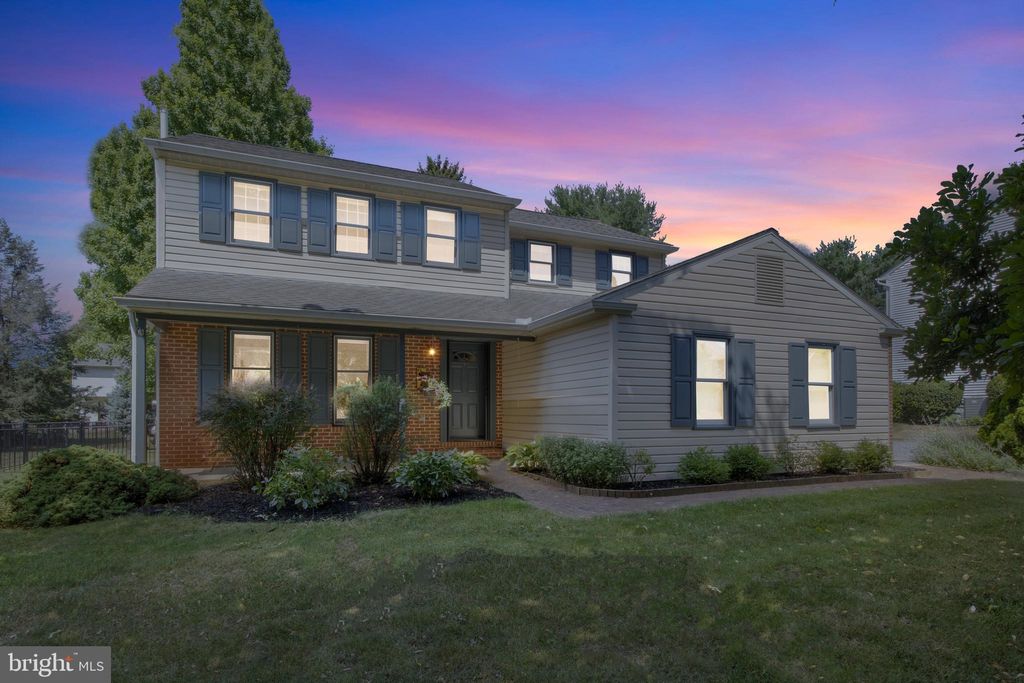 Photo of 212 S Homestead Drive, Landisville, PA 17538 (MLS # PALA2053080)