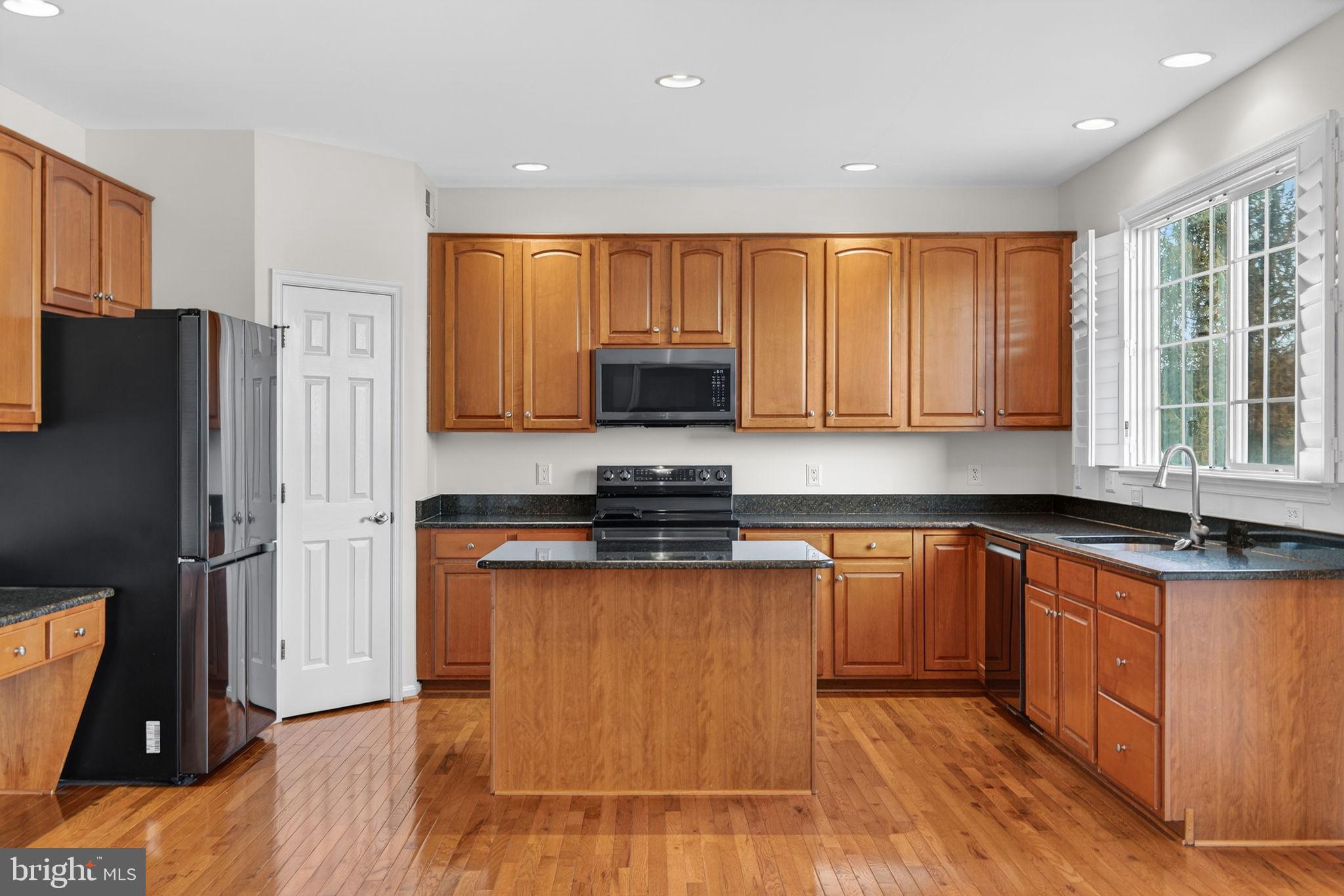 CEDAR BROOKE - Residential