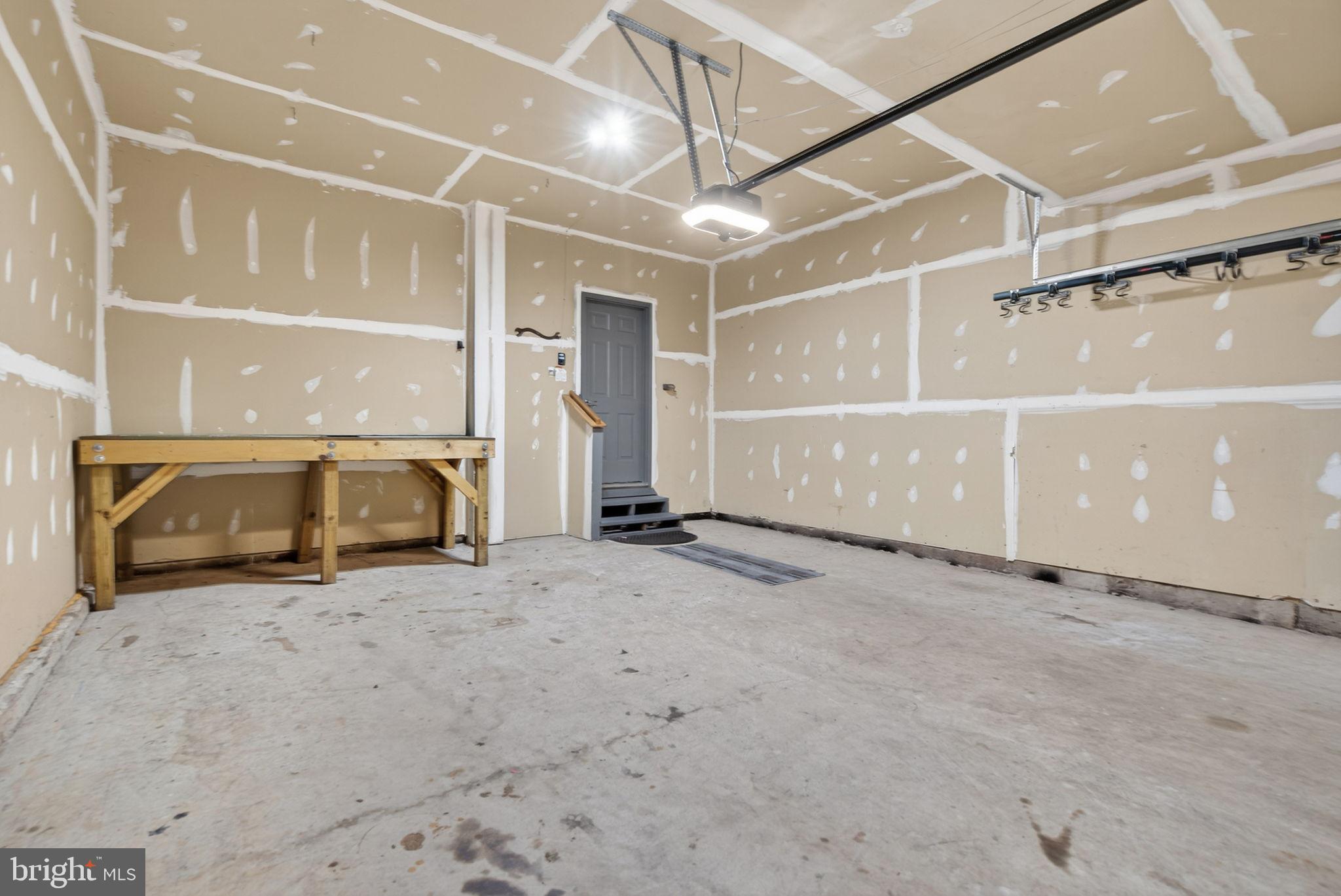 CEDAR BROOKE - Residential