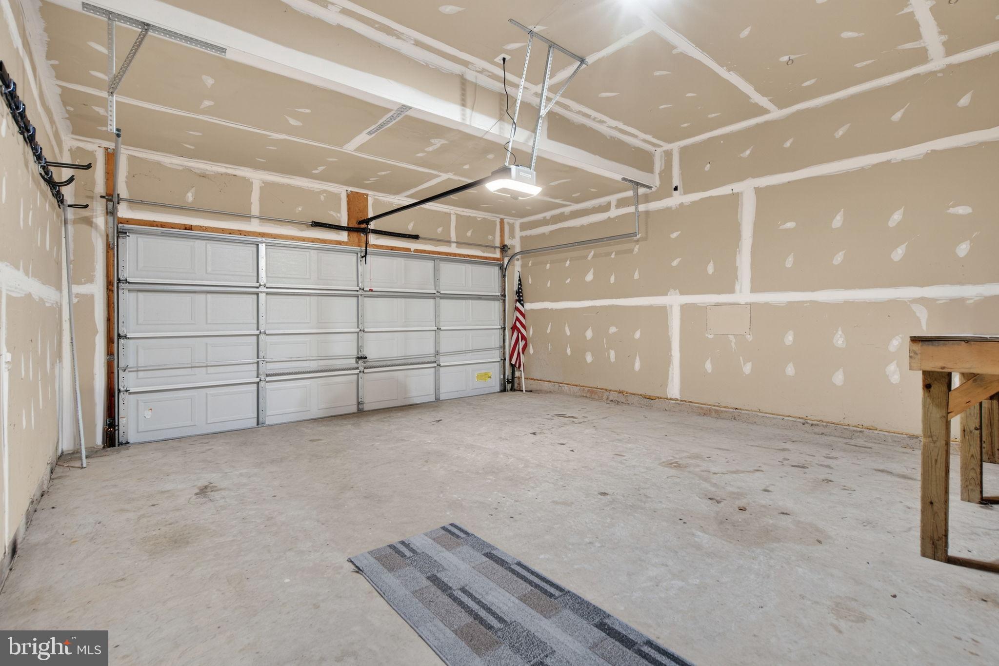 CEDAR BROOKE - Residential