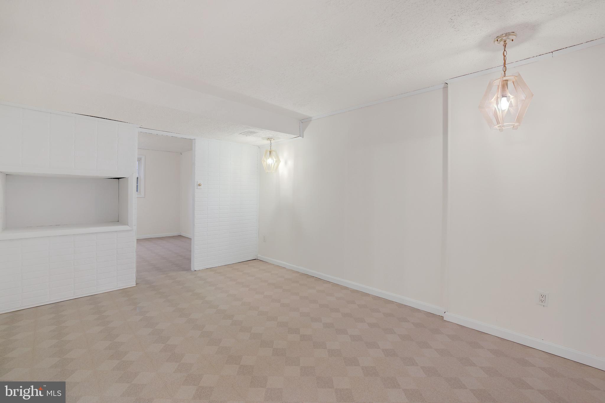 FOX CHAPEL - Residential