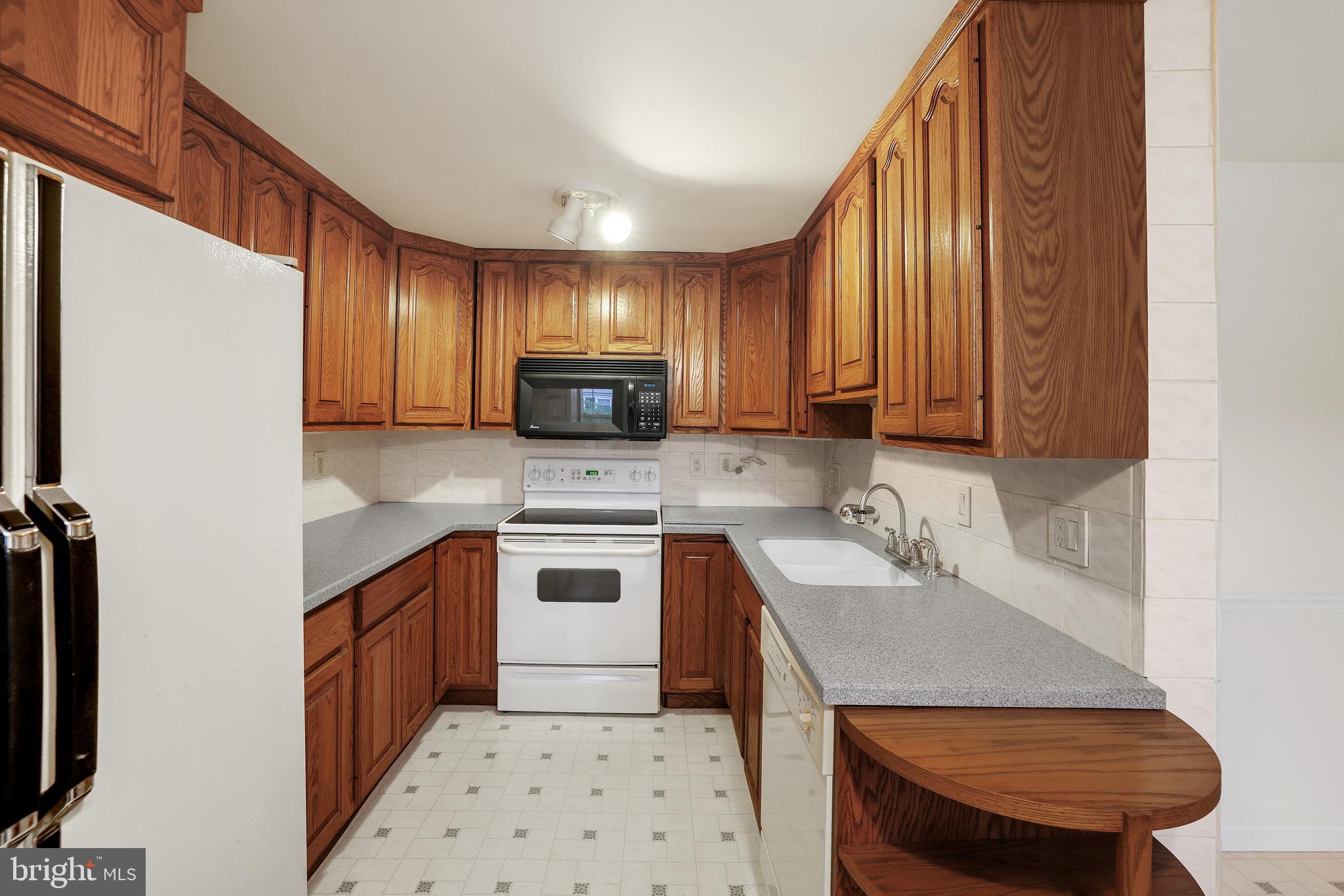 FOX CHAPEL - Residential