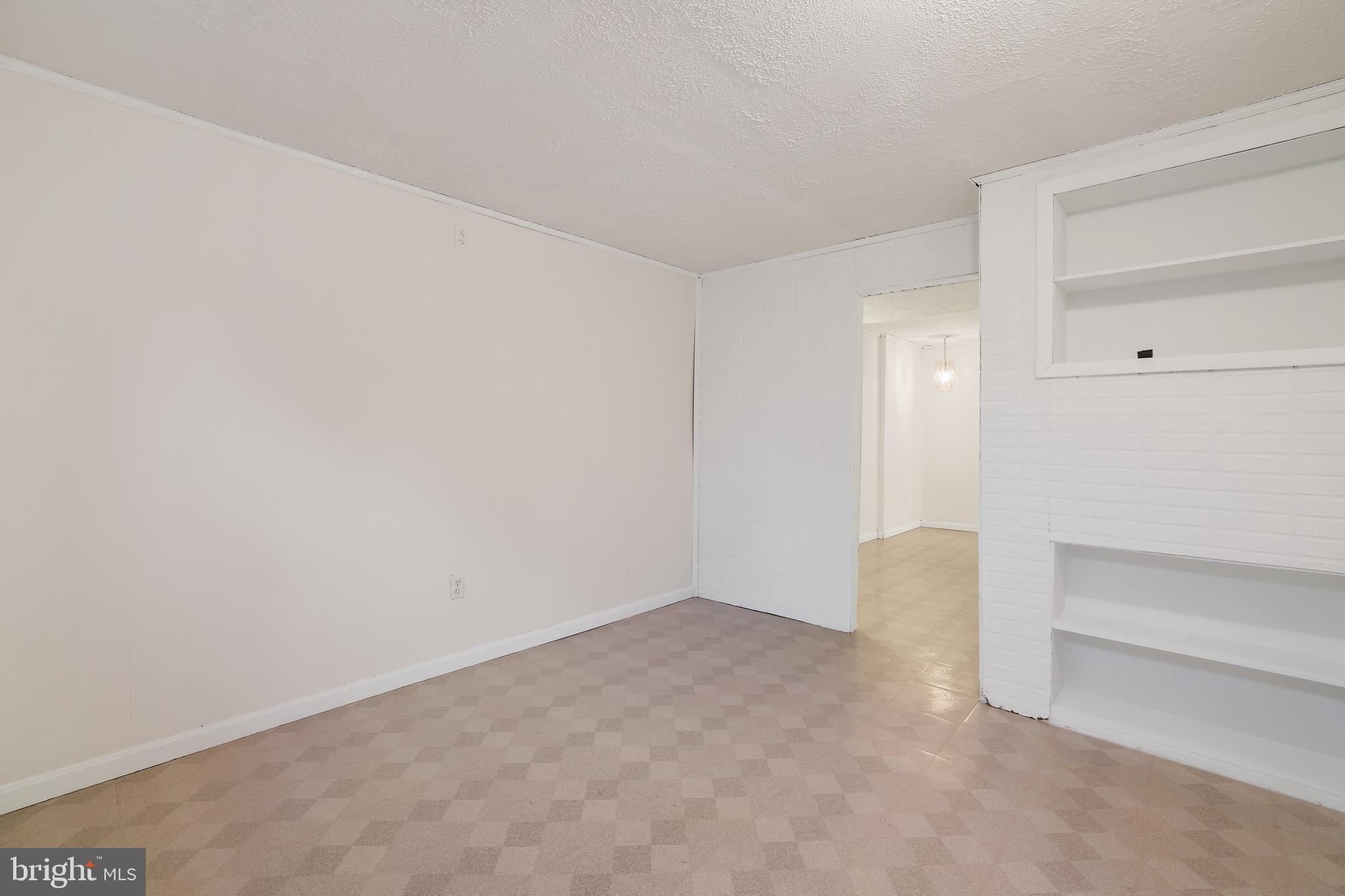 FOX CHAPEL - Residential