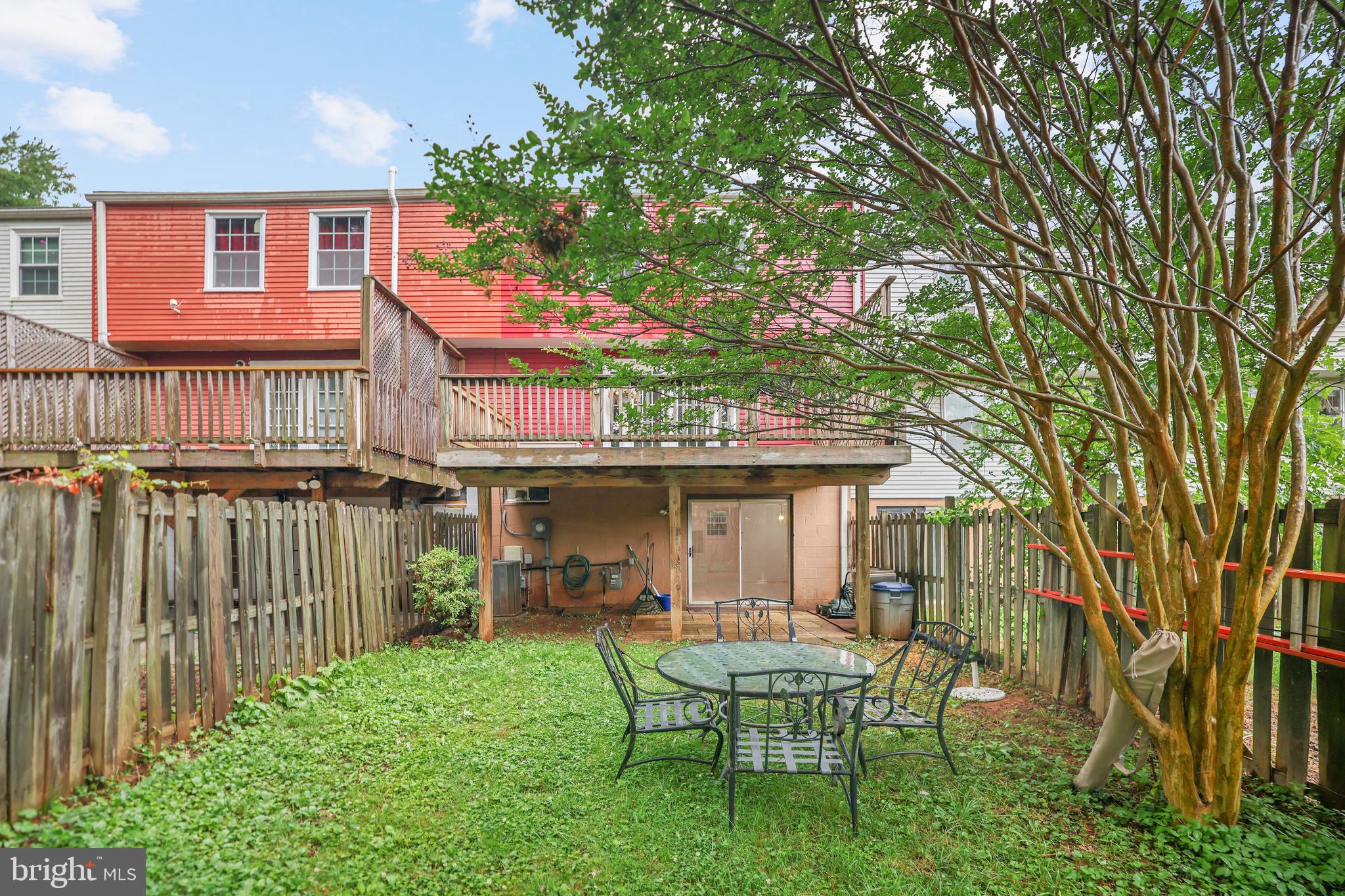 FOX CHAPEL - Residential