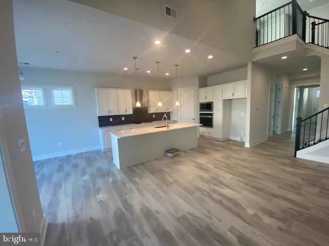 5 ALETA LANE