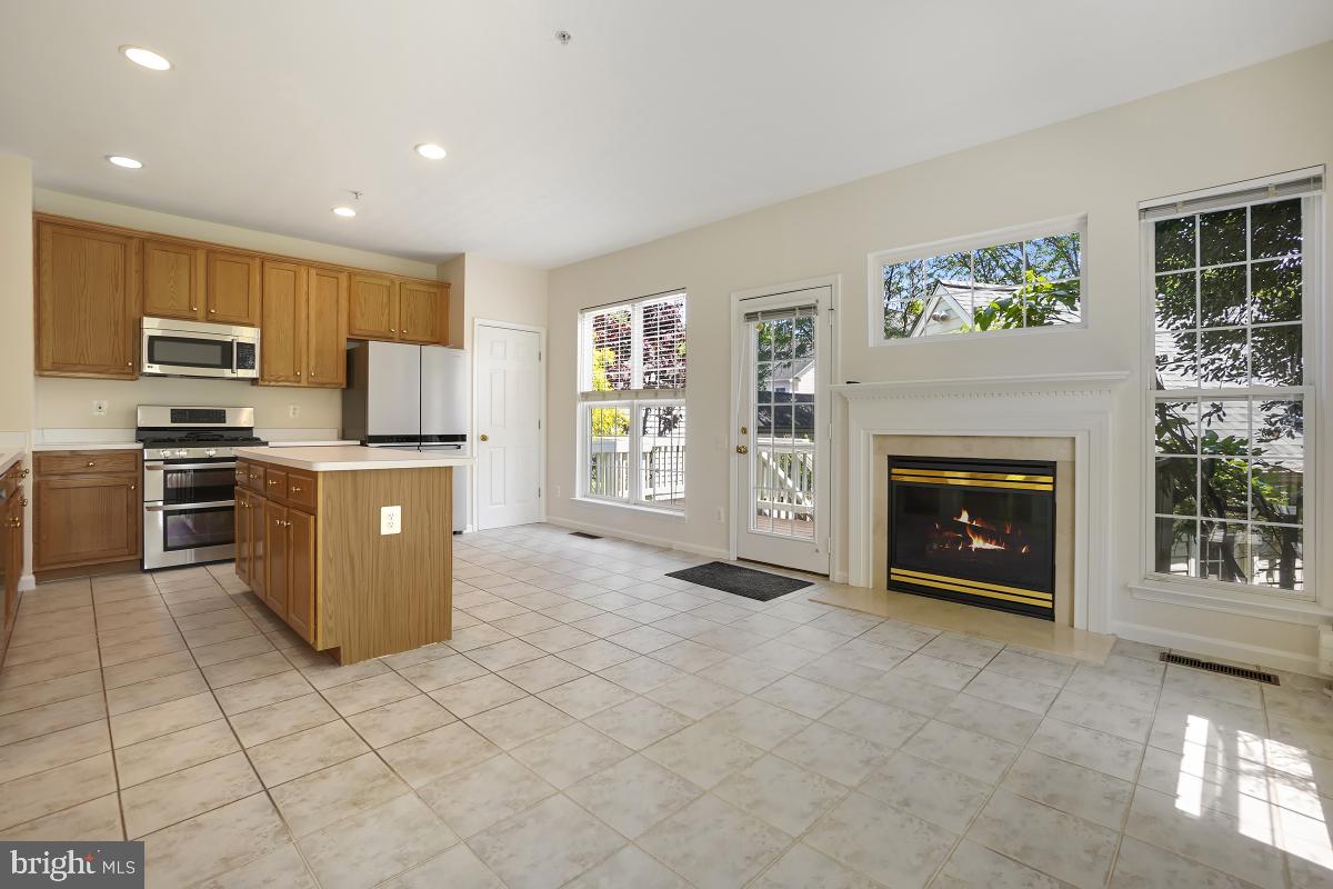 QUINCE ORCHARD PARK - Residential