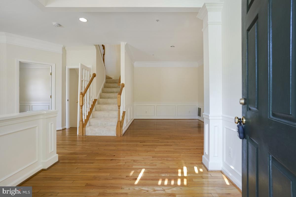 QUINCE ORCHARD PARK - Residential