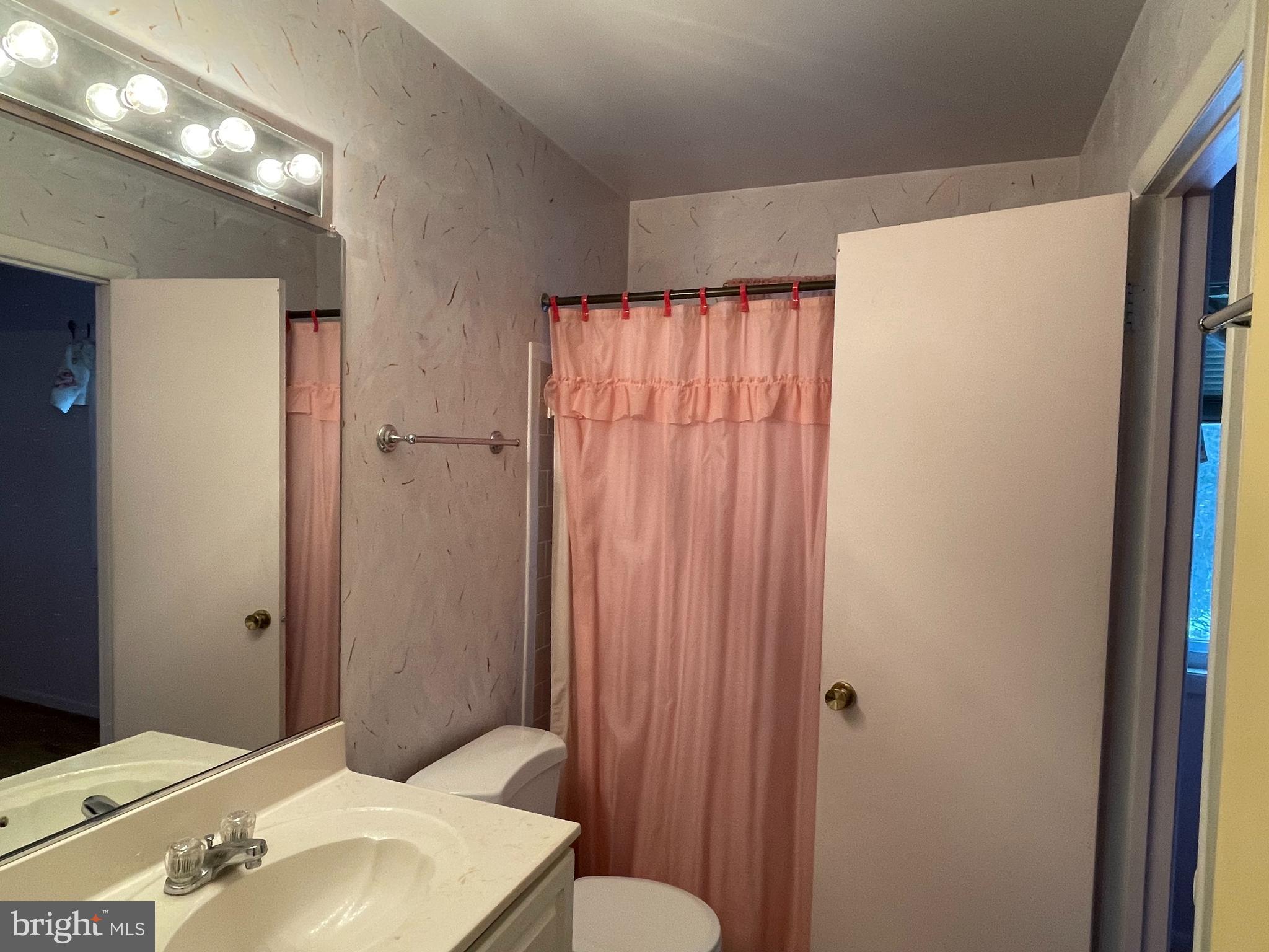 BEL PRE WOODS - Residential