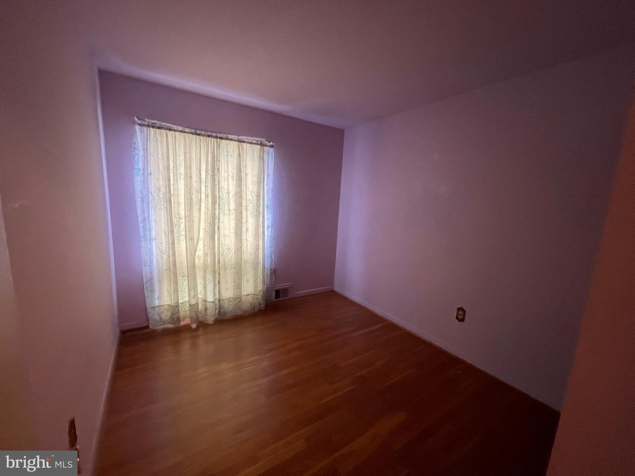 BEL PRE WOODS - Residential