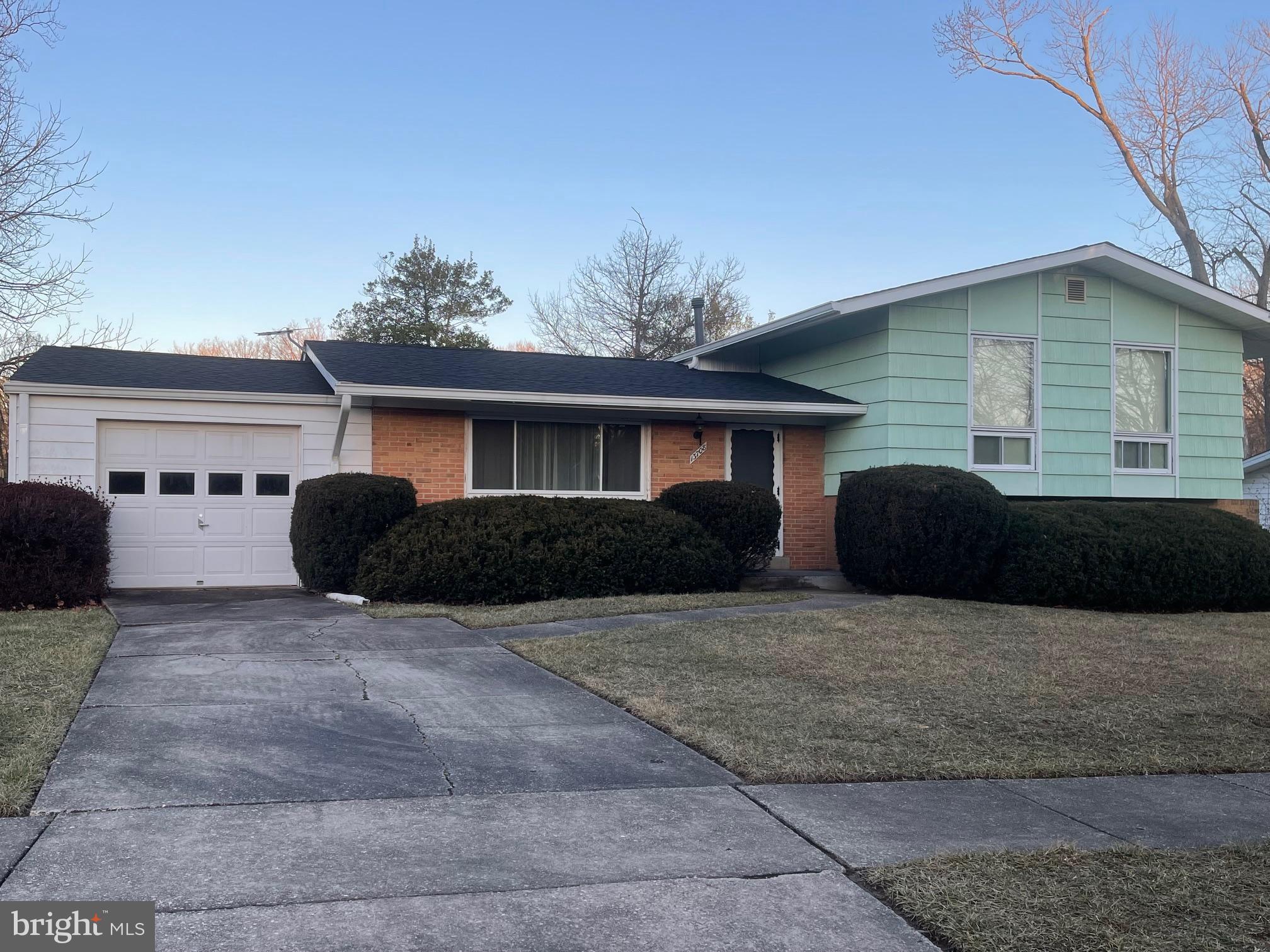 BEL PRE WOODS - Residential