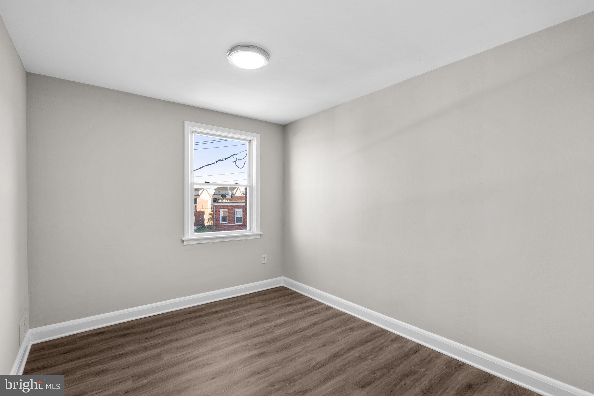 FRANKFORD - Residential Lease
