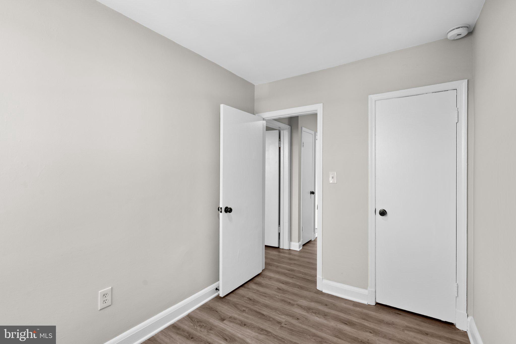 FRANKFORD - Residential Lease