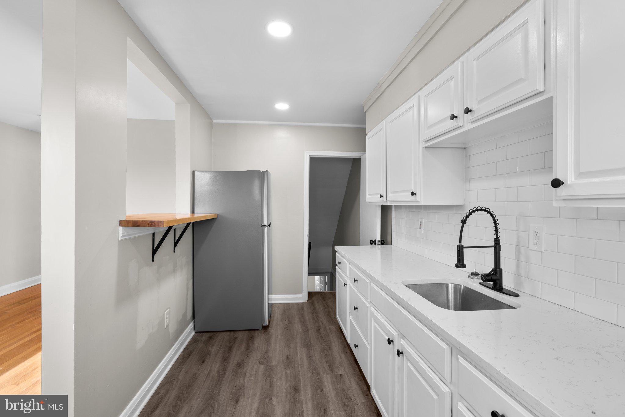 FRANKFORD - Residential Lease