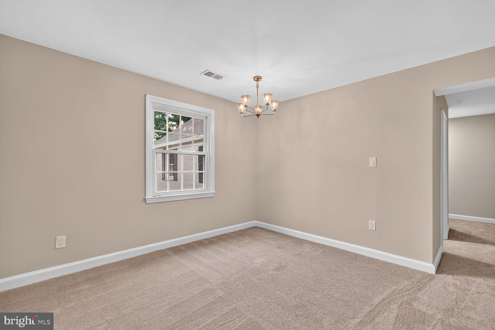 COMMONS OF ARLINGTON - Residential