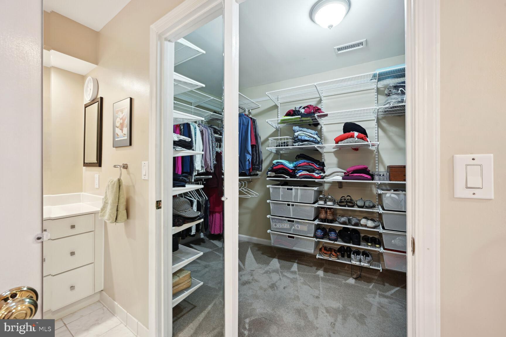 POTOMAC OUTSIDE - Residential