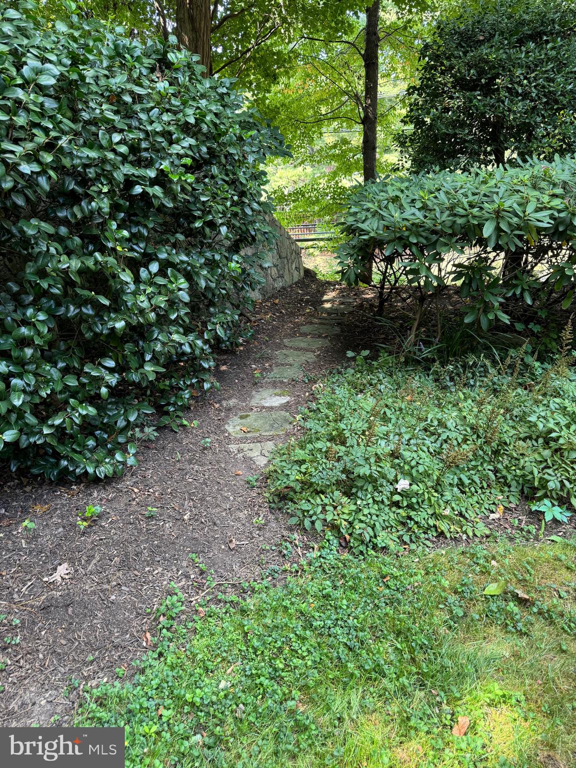 POTOMAC OUTSIDE - Residential