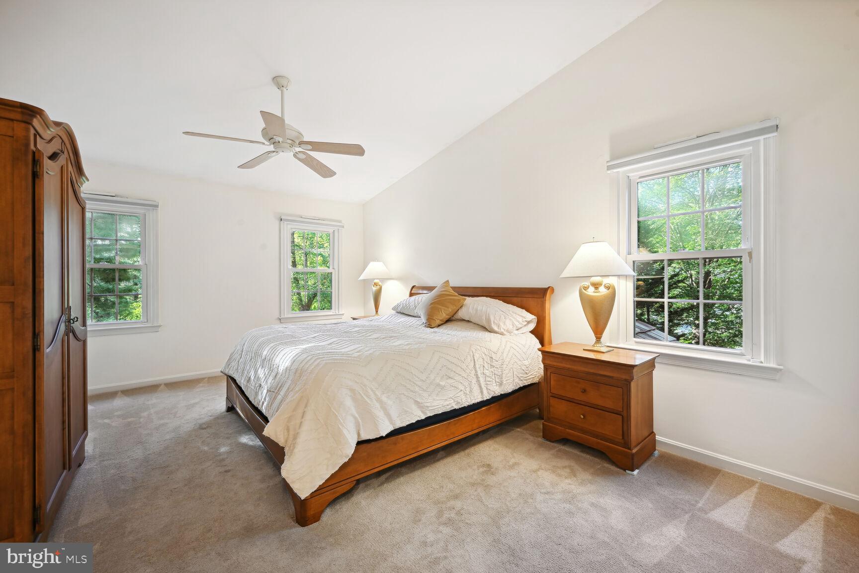 POTOMAC OUTSIDE - Residential