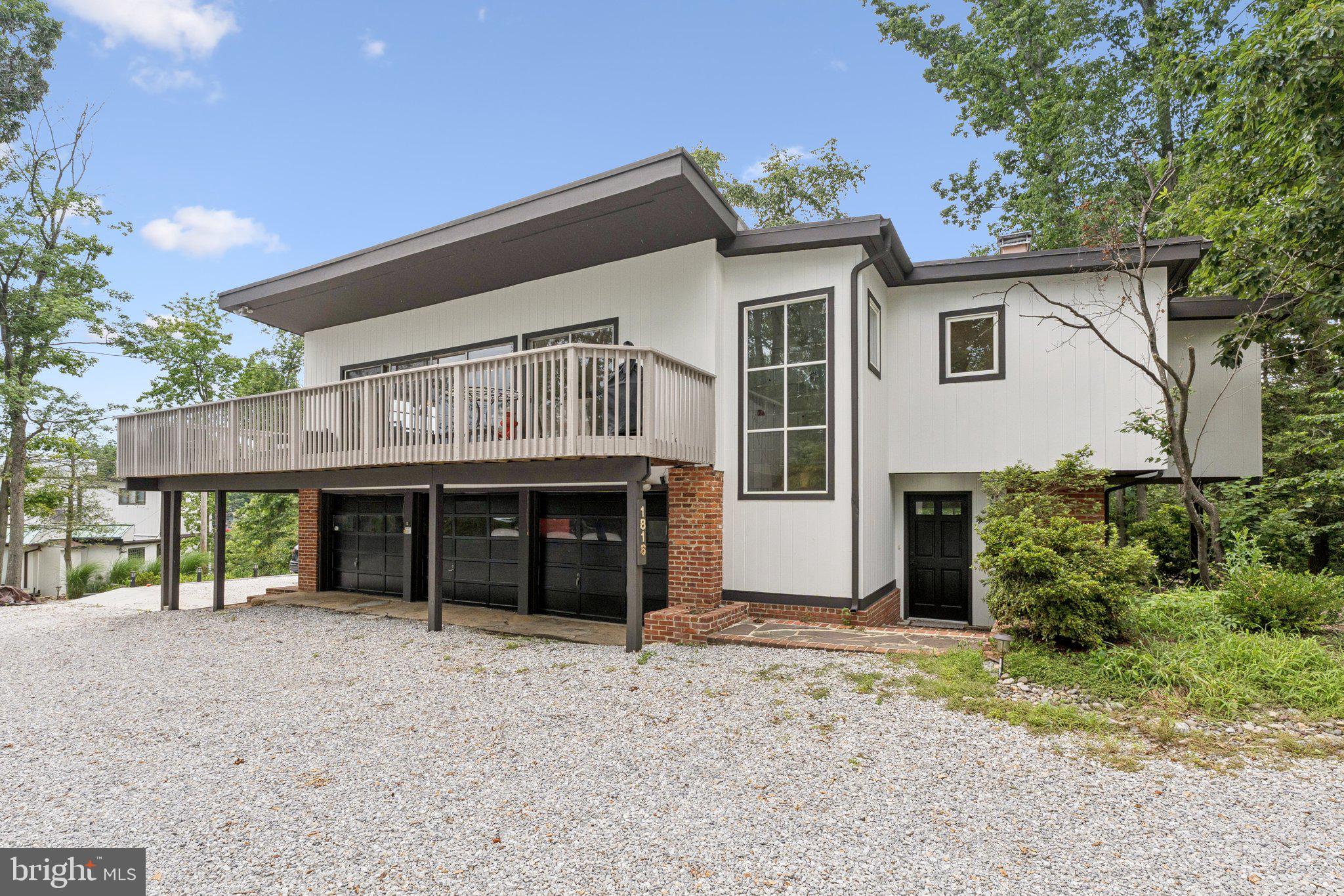 Welcome to this stunning and spacious 2,500+ sq ft waterfront guest home, offering tranquility, privacy, and luxury living. This beautifully maintained residence features 3 generously sized bedrooms, 3 full bathrooms, a wood-burning stove, and an expansive wraparound deck ideal for entertaining or relaxing with scenic water views.
Enjoy exclusive use of a private dock, along with a newly built outdoor wellness area complete with a cabana, sauna, and cold plunge - perfect for unwinding at home. The property includes one garage parking space and offers a peaceful, secluded setting while still being just minutes from local shops, restaurants. Available for rent on 9/1.