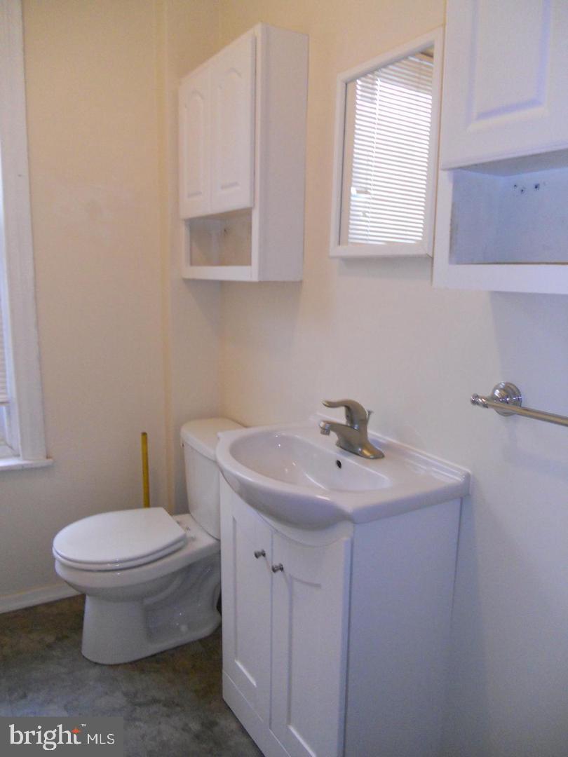 EAST FALLS - Residential Lease