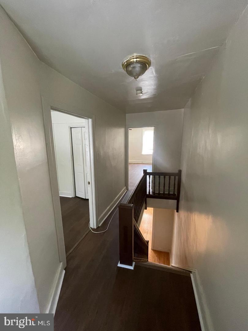 EAST FALLS - Residential Lease