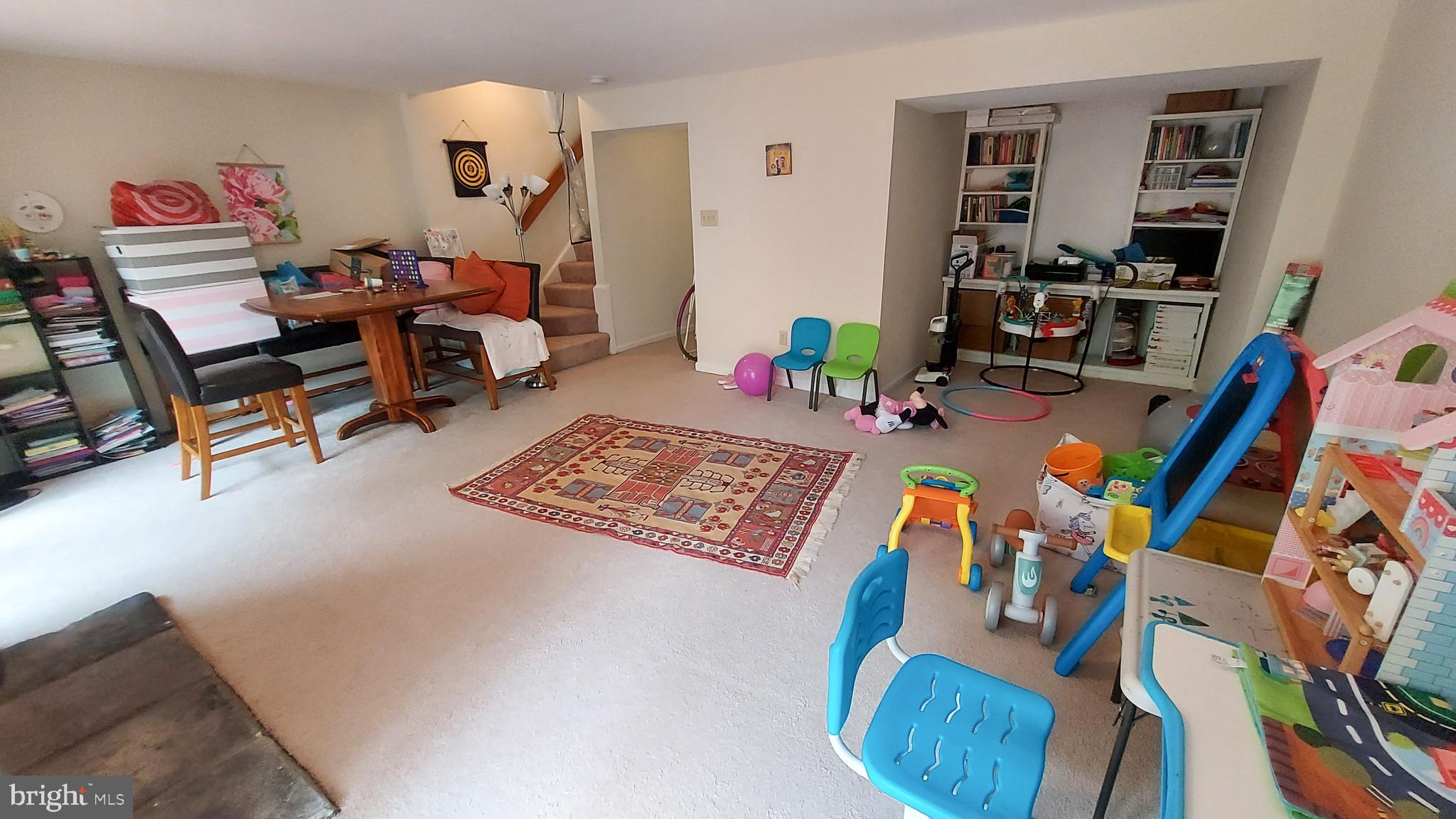 MIDDLEBRIDGE - Residential Lease