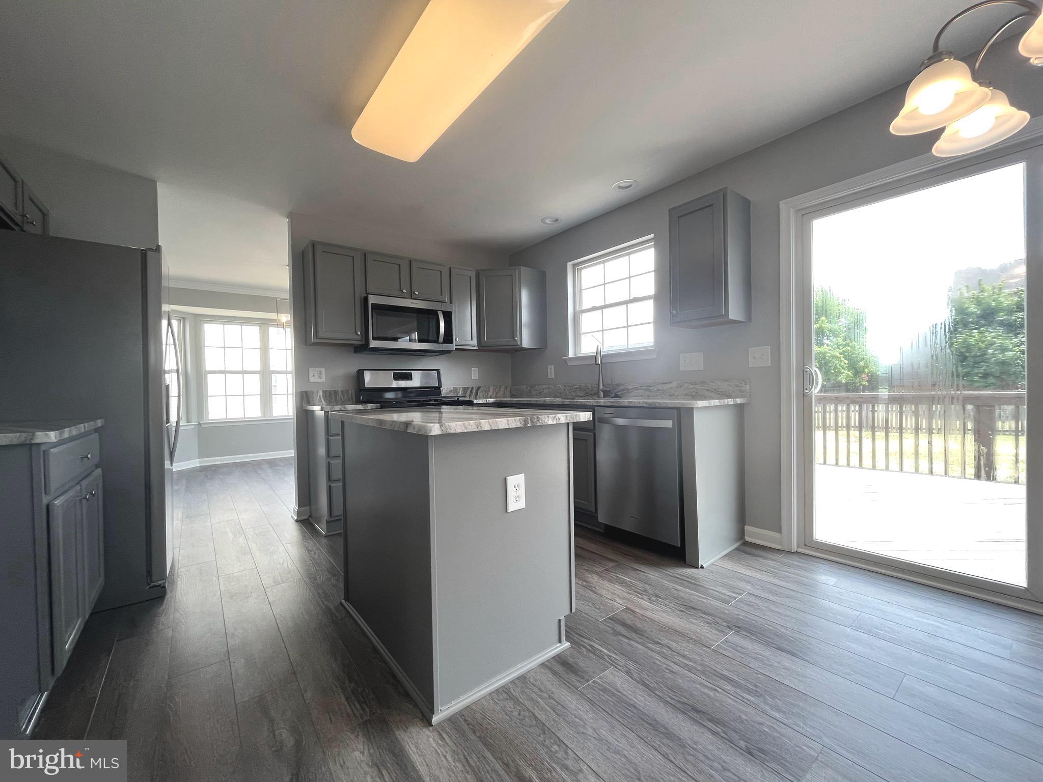 PRINCETON SHOALS - Residential