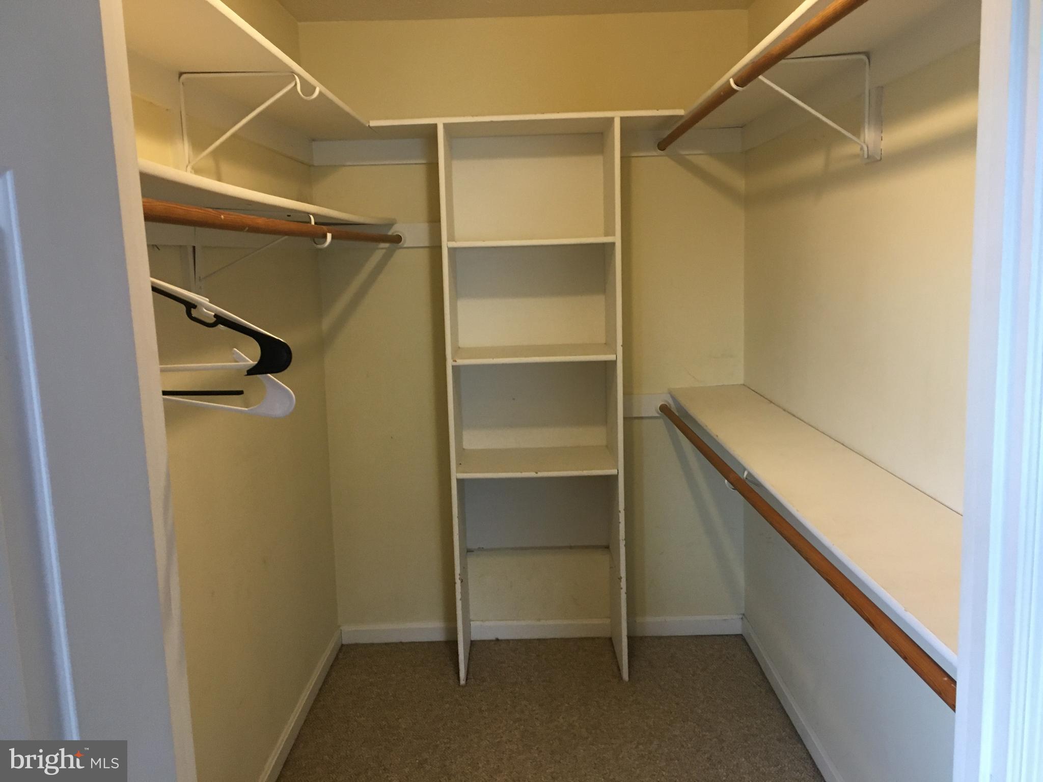 PLEASANT VALLEY ESTATES - Residential