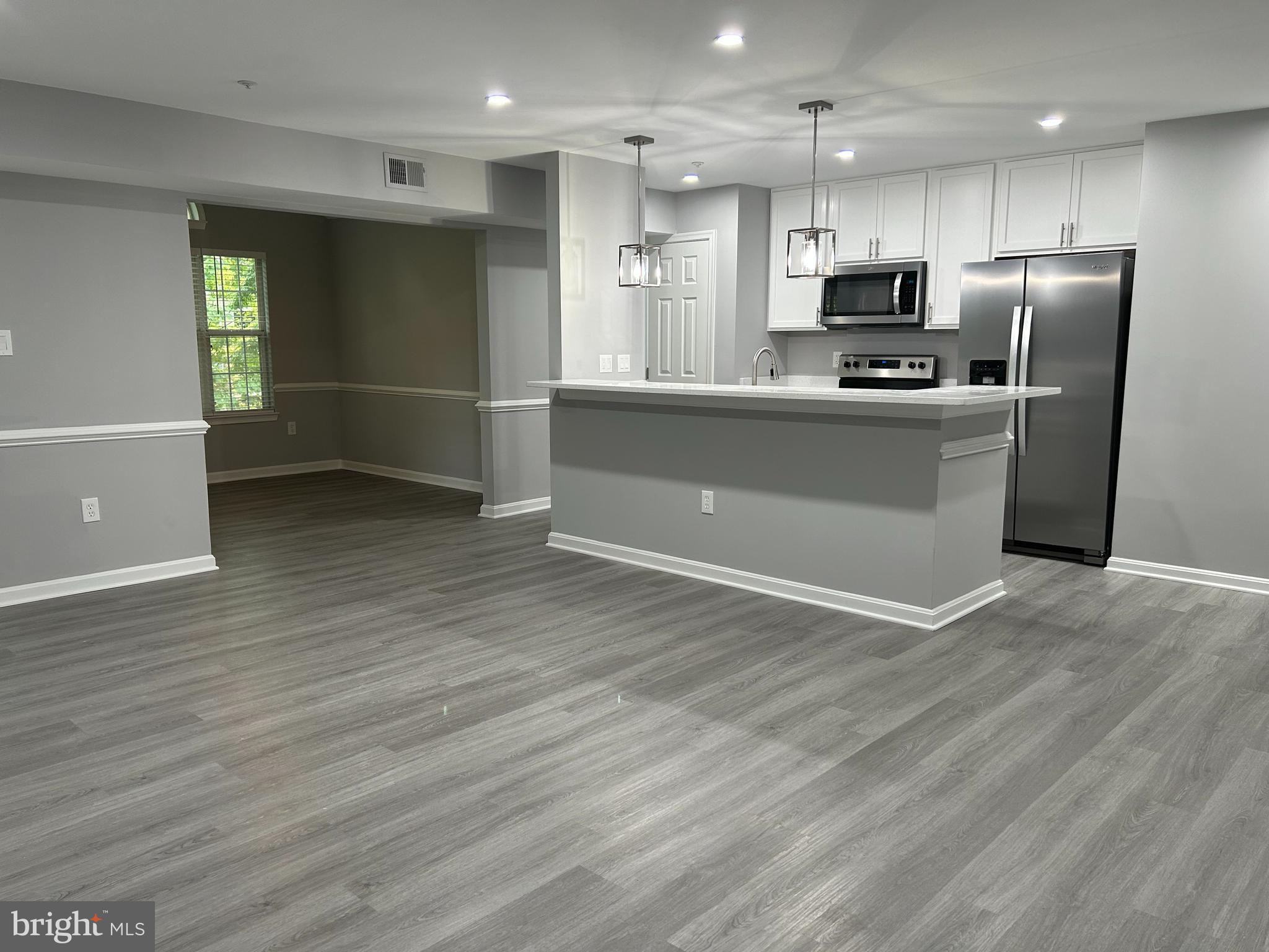 LAKE POINTE - Residential