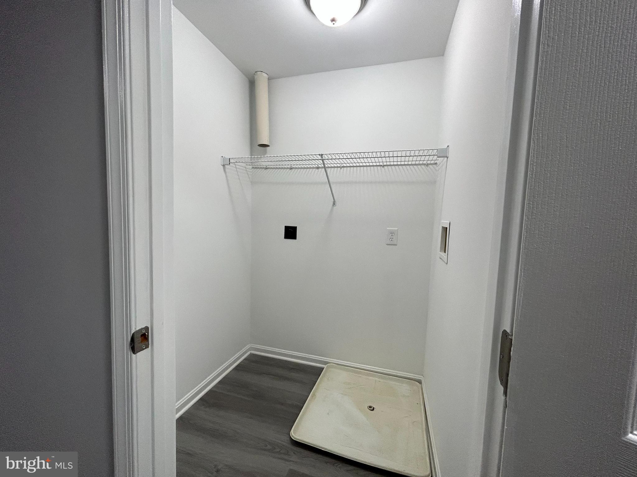 LAKE POINTE - Residential