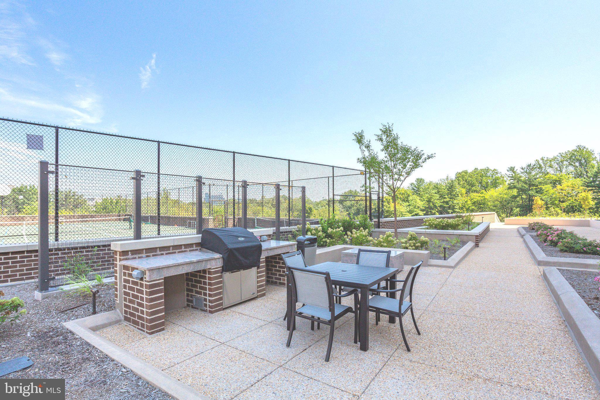 REGENCY AT MCLEAN - Residential