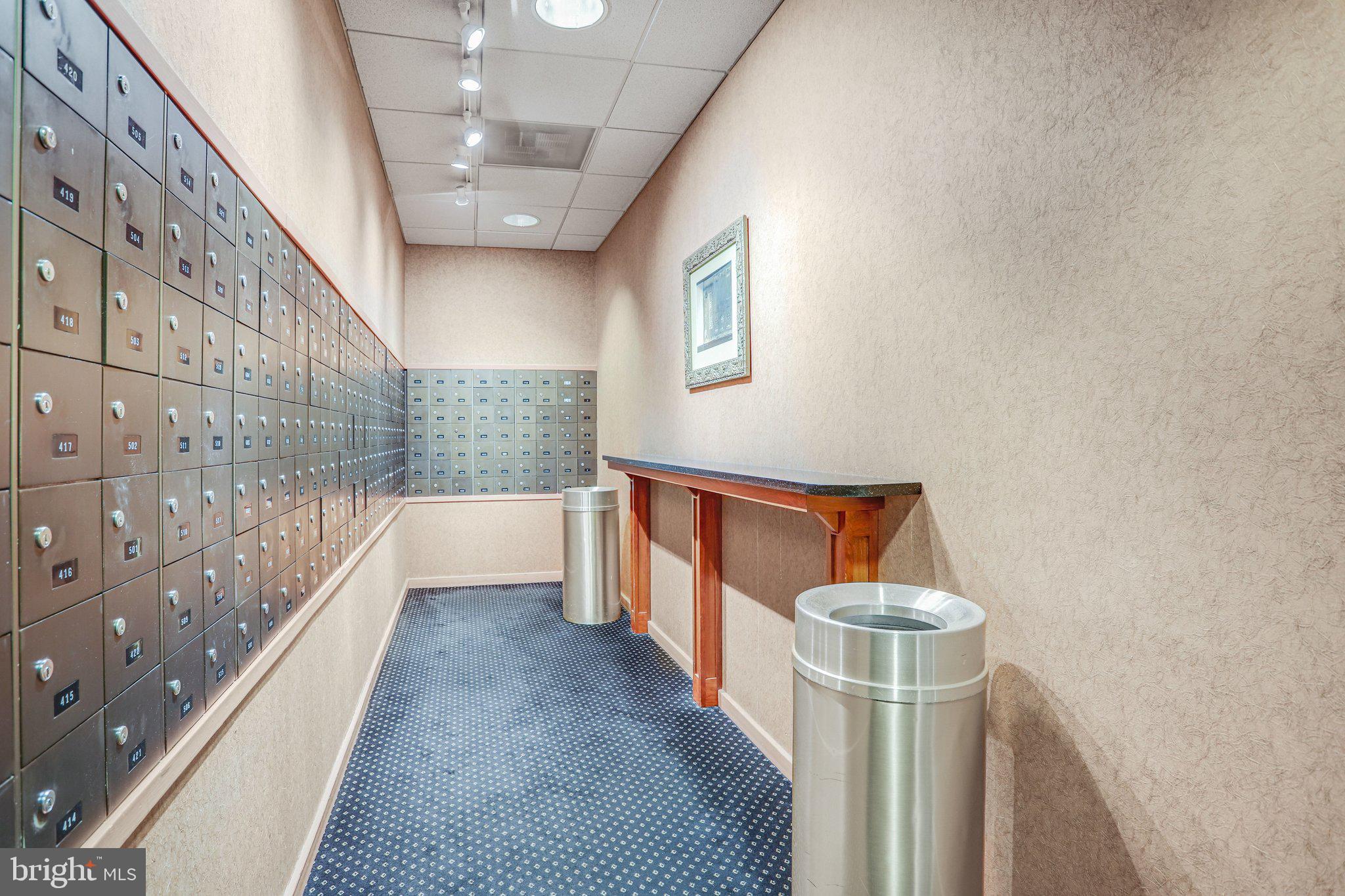 REGENCY AT MCLEAN - Residential