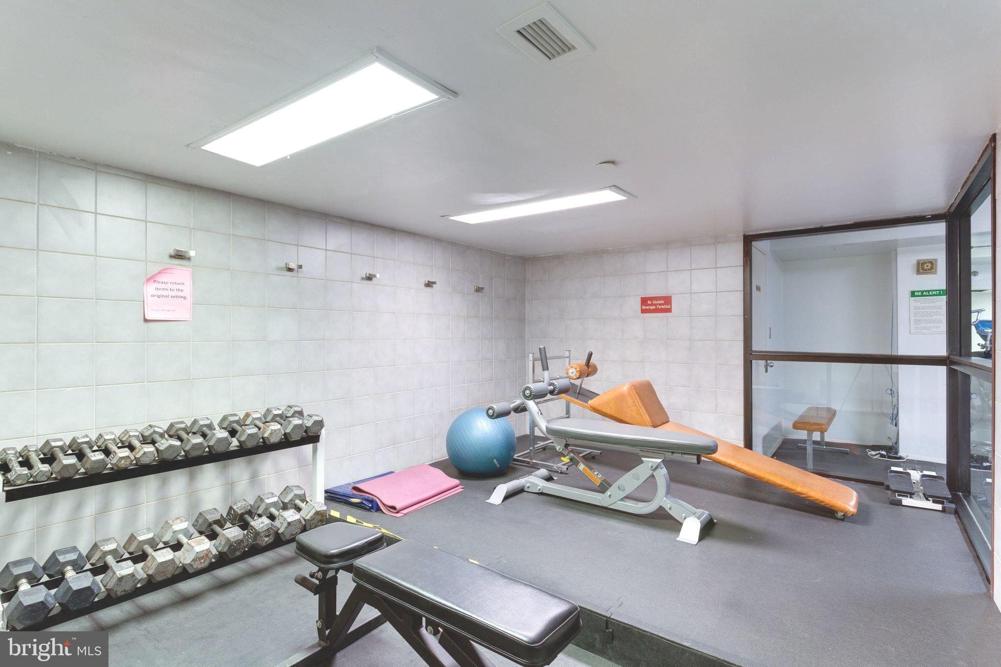 REGENCY AT MCLEAN - Residential