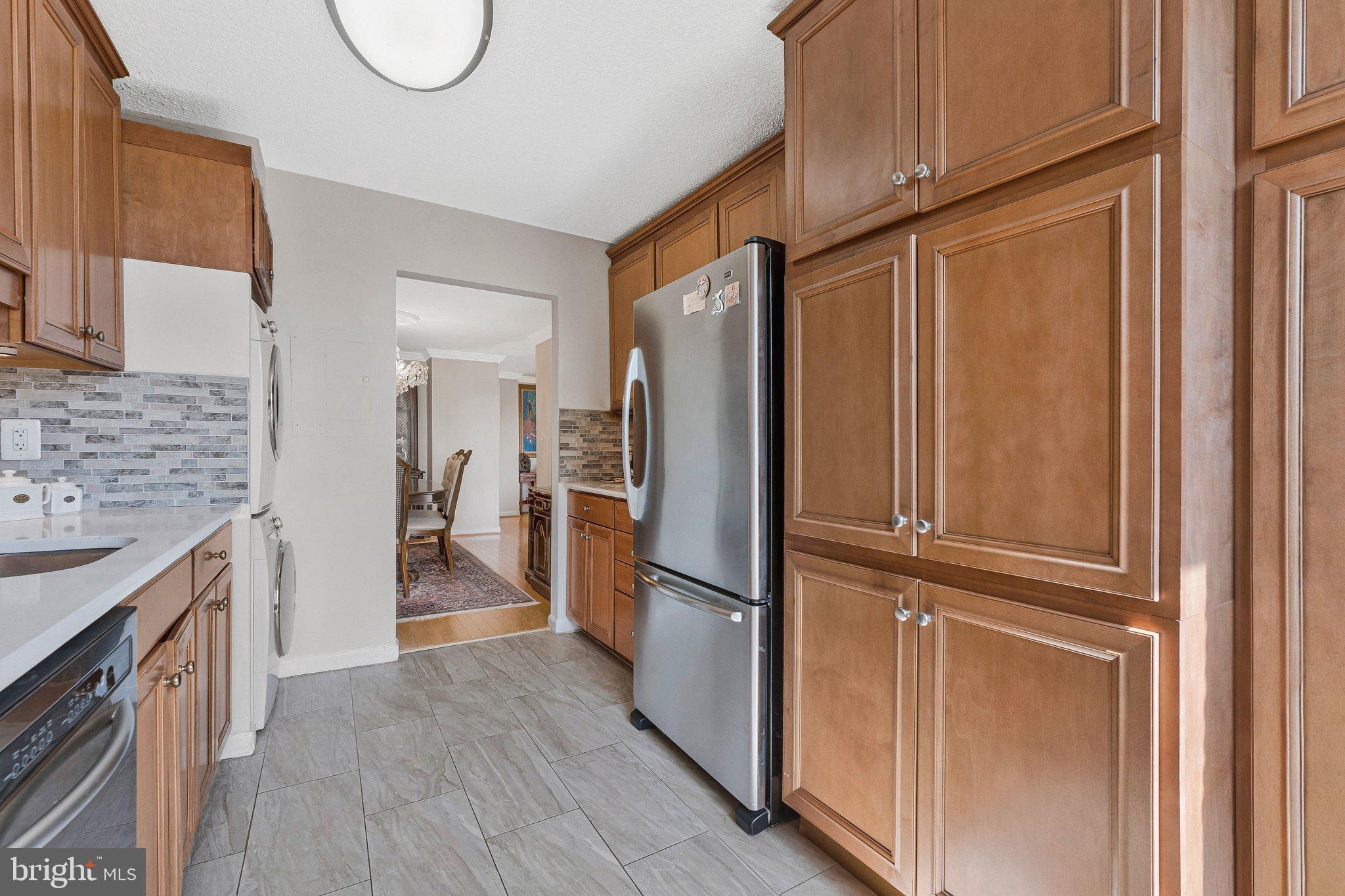 REGENCY AT MCLEAN - Residential